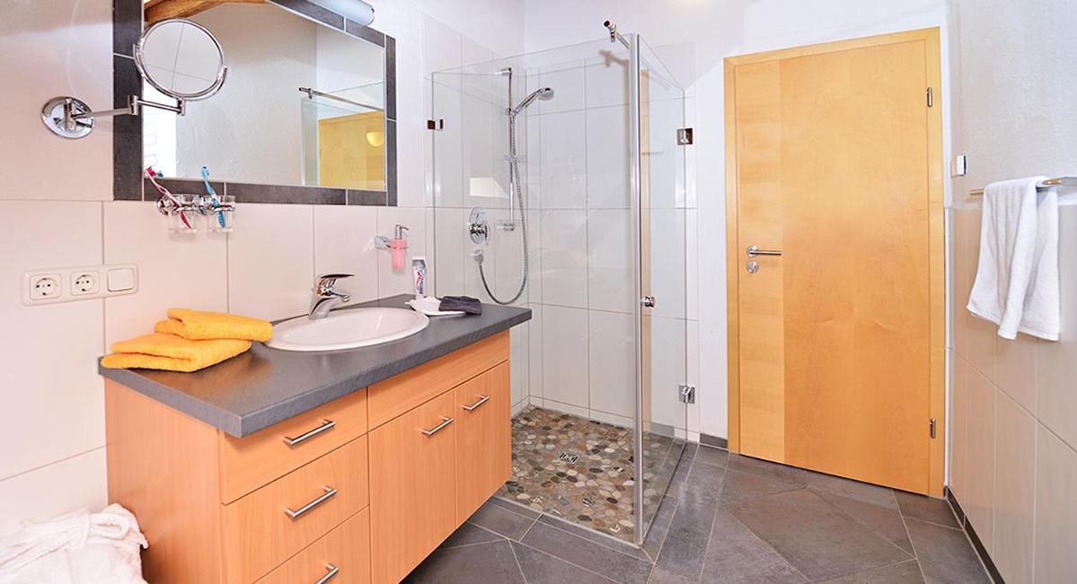 Ferienwohnungen Hennenmuehle Bad Hindelang Quarto foto